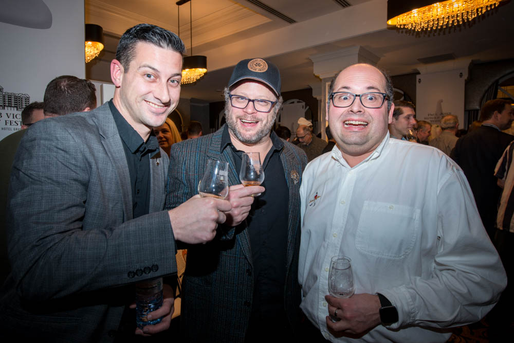 VWF-SAT-NIGHT-130.jpg