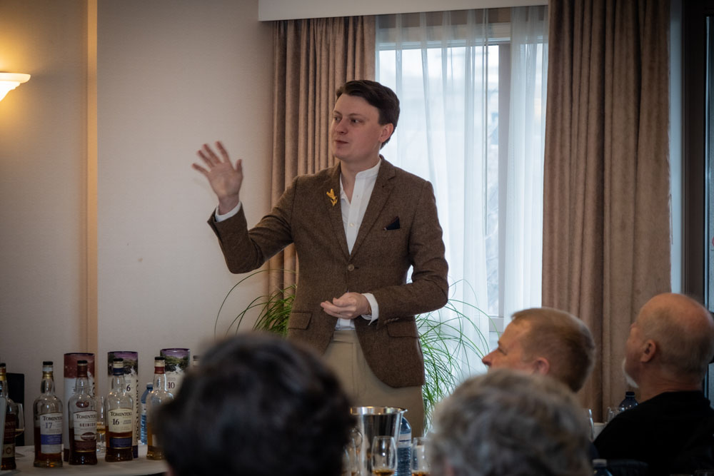 VWF-SAT-DAY020.jpg