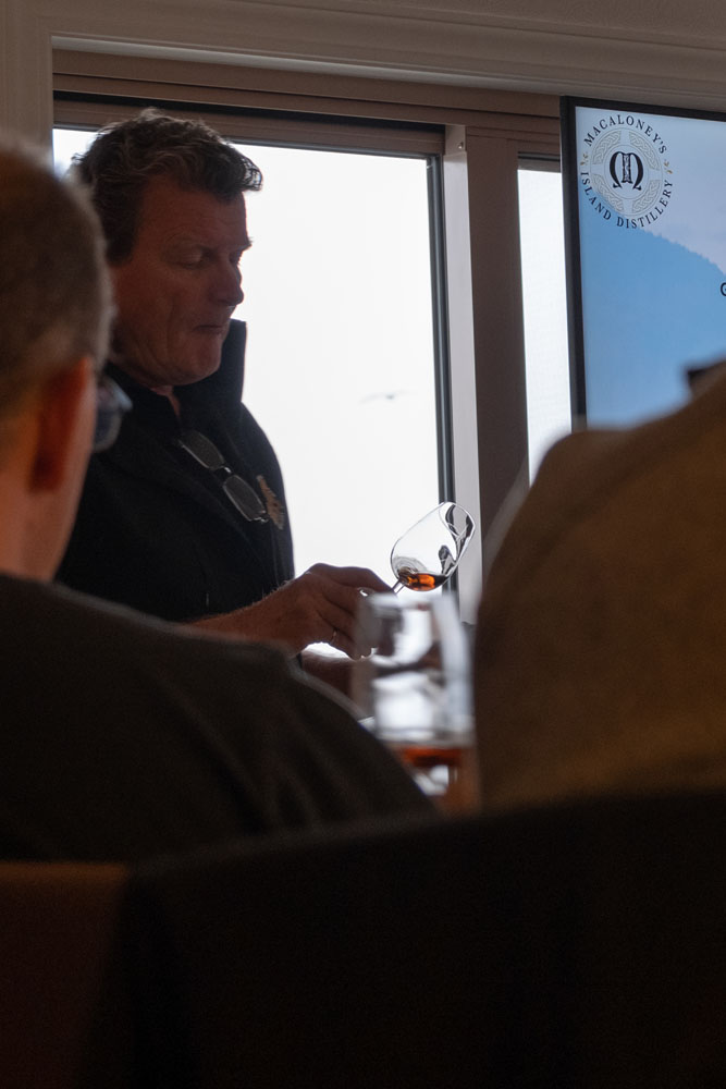 VWF-SAT-DAY090.jpg