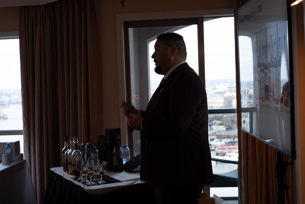 VWF-SAT-DAY204.jpg