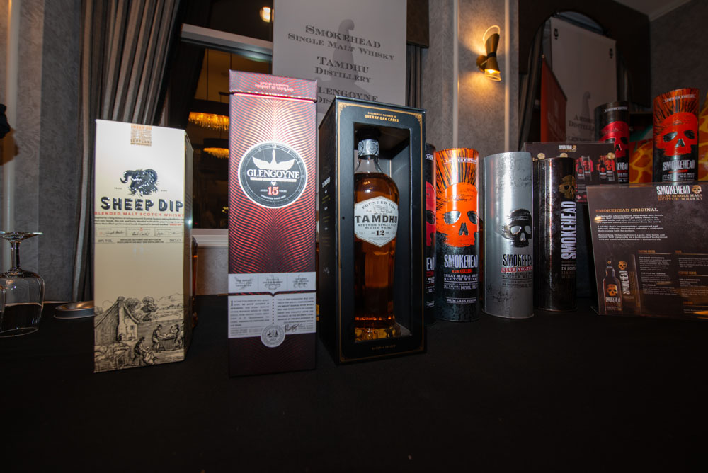 VWF-SAT-NIGHT110.jpg