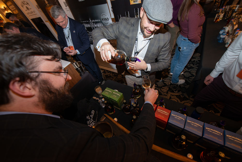 VWF-SAT-NIGHT125.jpg