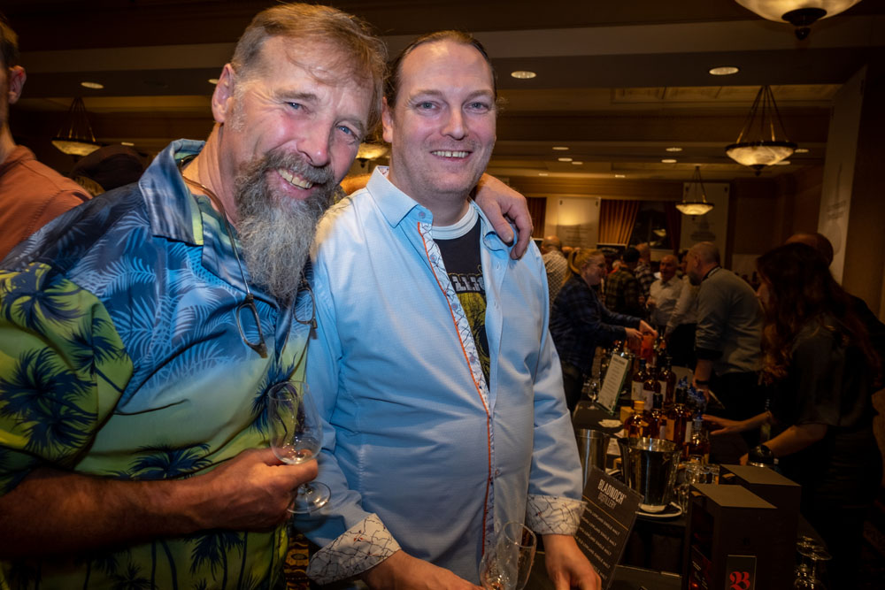 VWF-SAT-NIGHT195.jpg