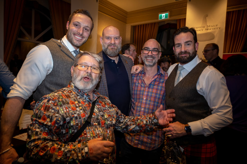VWF-SAT-NIGHT203.jpg