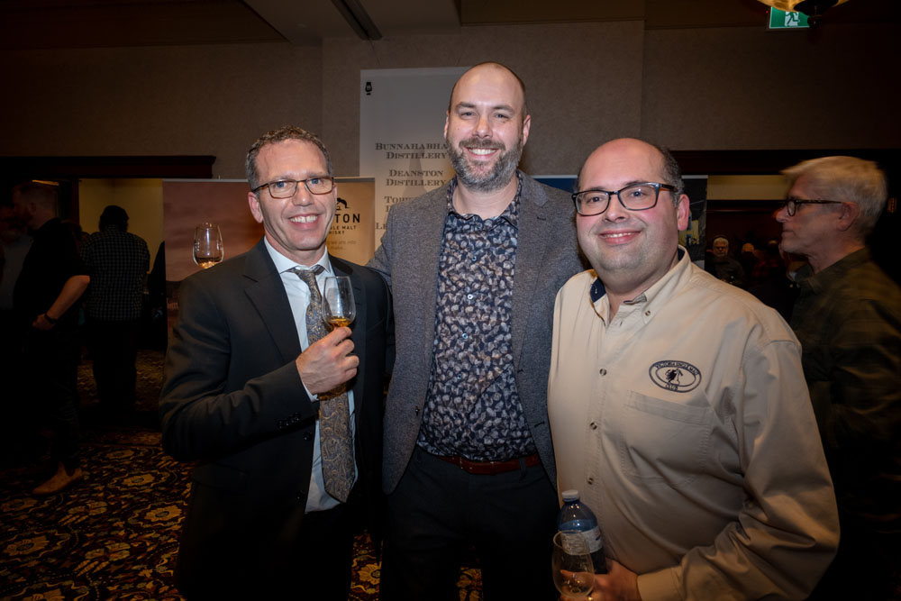 VWF-SAT-NIGHT211.jpg