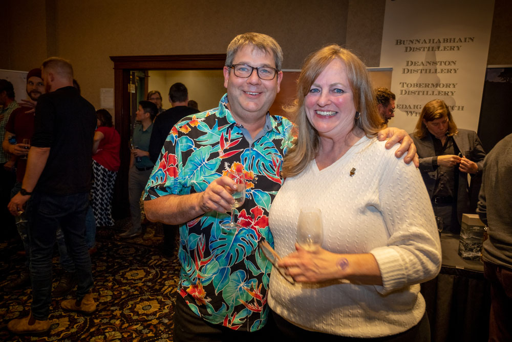 VWF-SAT-NIGHT212.jpg