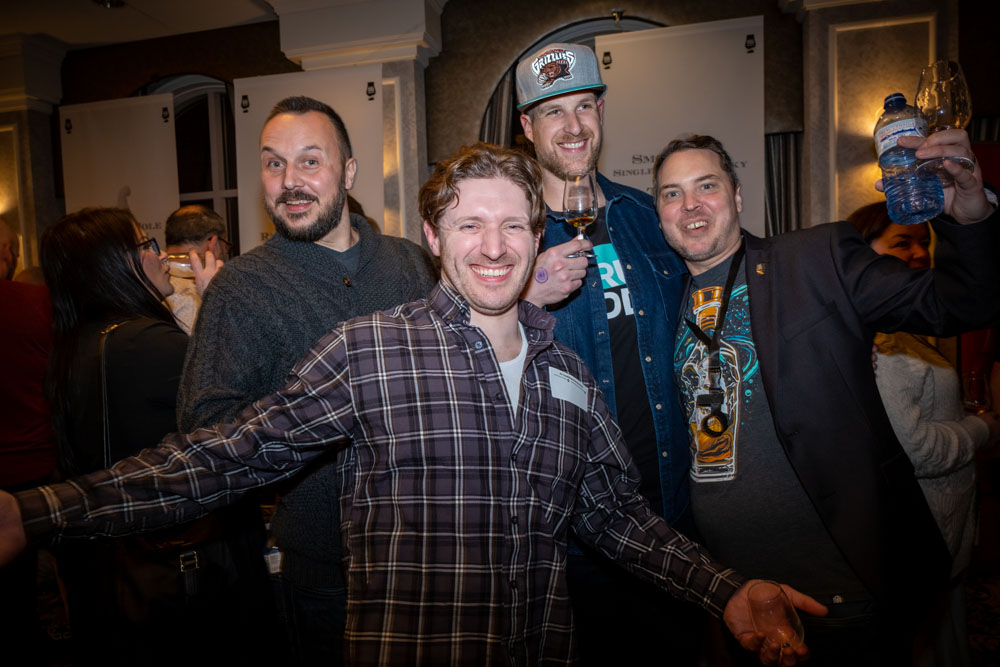 VWF-SAT-NIGHT234.jpg