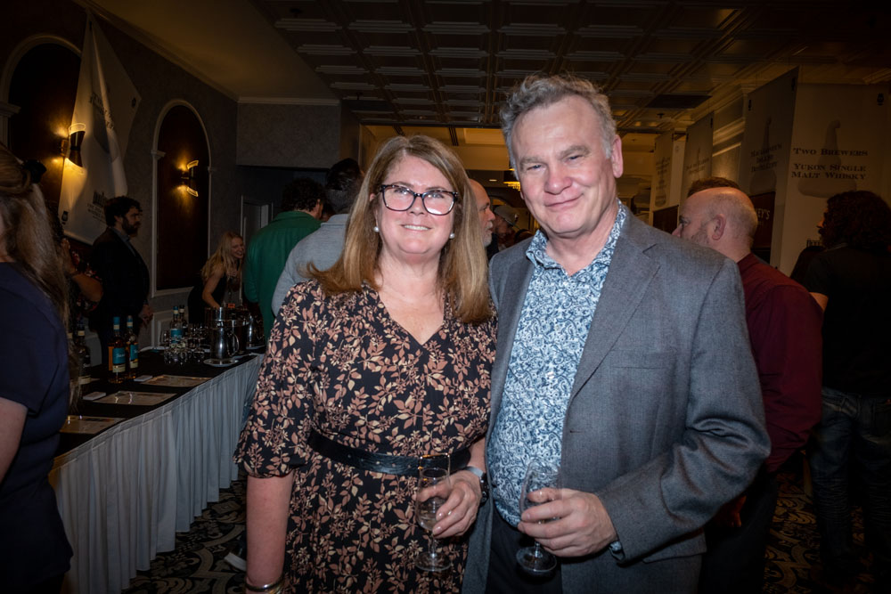 VWF-SAT-NIGHT256.jpg